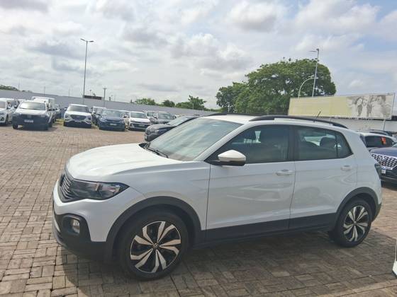 VOLKSWAGEN T-CROSS 1.0 200 TSI TOTAL FLEX AUTOMÁTICO